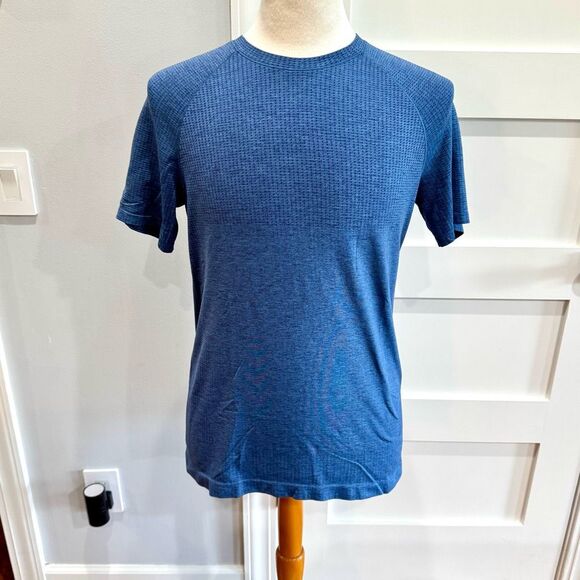 Lululemon Metal Vent 2.0 Performance T-Shirt. Blue. Medium. - Picture 7 of 7